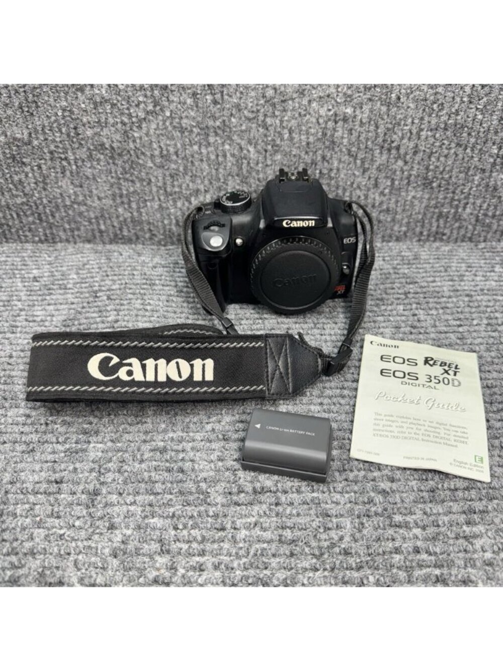 Canon EOS Rebel XT Digital Camera w/ Manual & Battery DS126071 UNTESTED/AS-IS